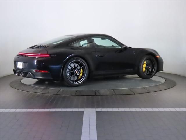 Thumbnail: 2026 Porsche 911 - 7