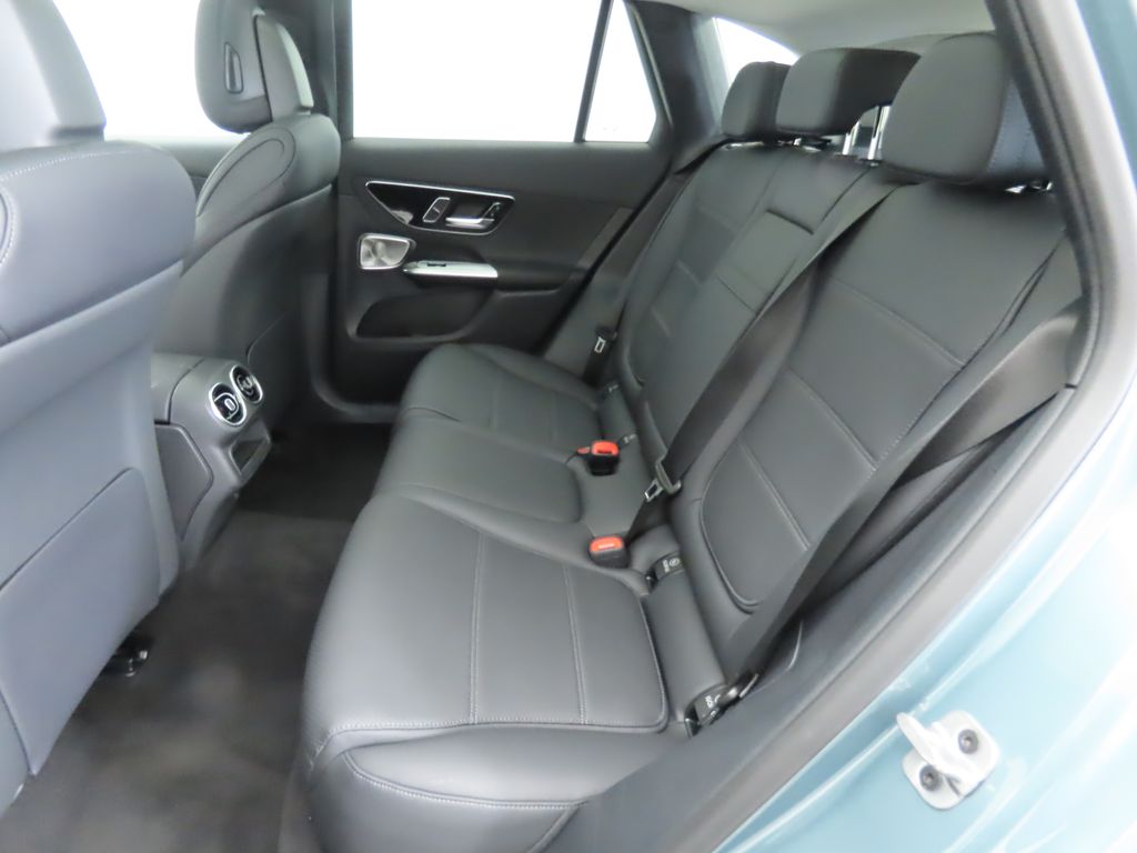 Thumbnail: 2026 Mercedes-Benz GLC - 21