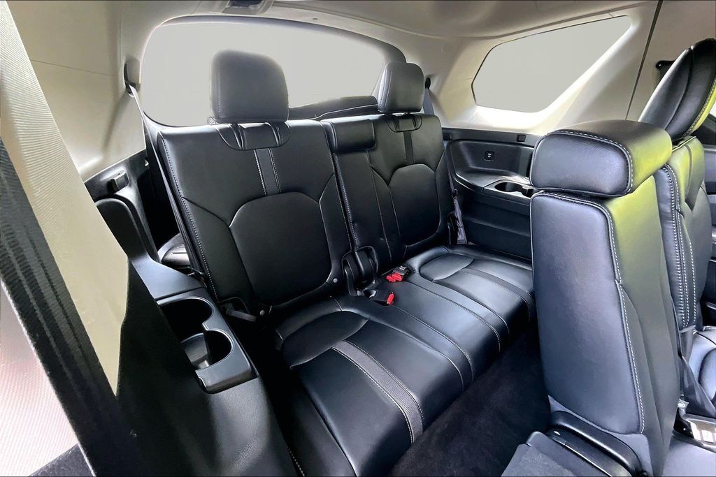 2025 Honda Pilot EX-L - Photo 18