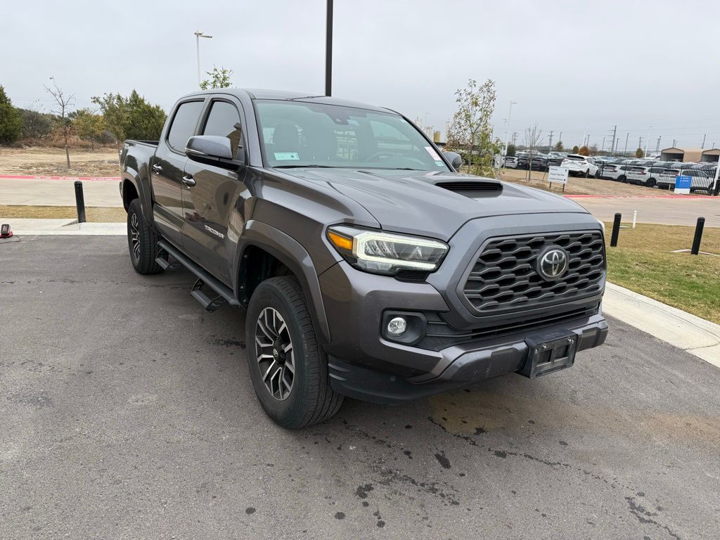 Thumbnail: 2021 Toyota Tacoma - 3