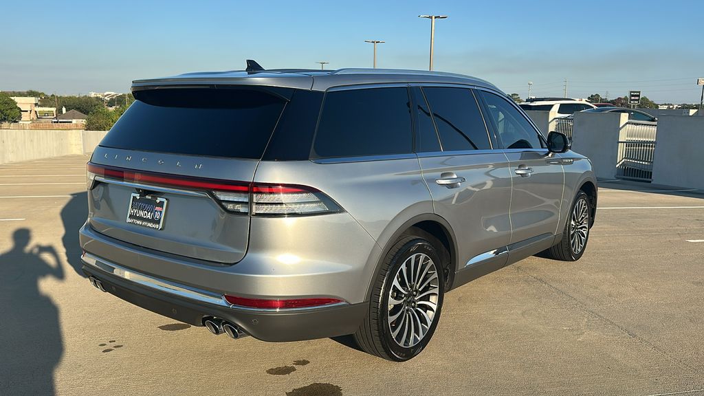 2023 Lincoln Aviator Reserve Silver at Gullo Toyota