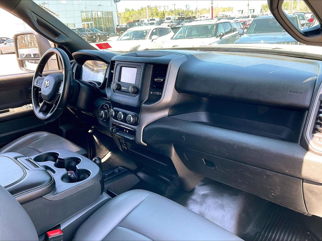 2023 Ram 3500 — photo 13