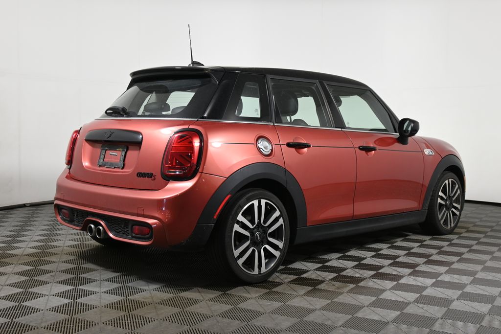 2021 MINI Cooper S 7