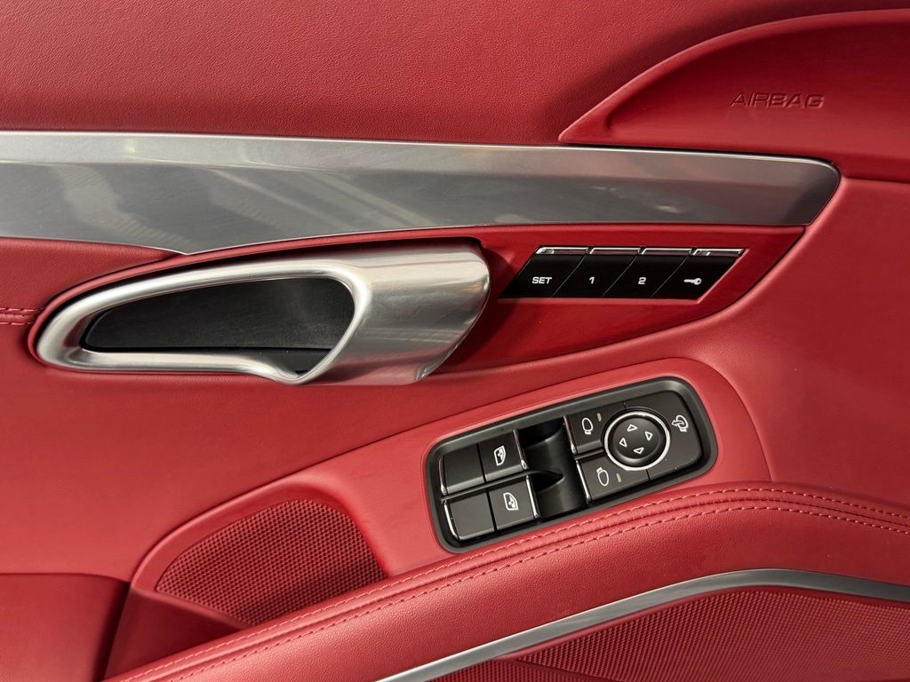 Thumbnail: 2025 Porsche 718 Boxster - 21