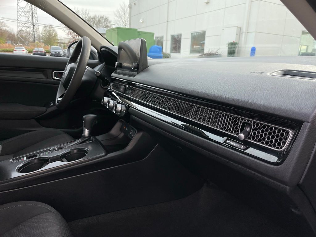 Thumbnail: 2024 Honda Civic - 32