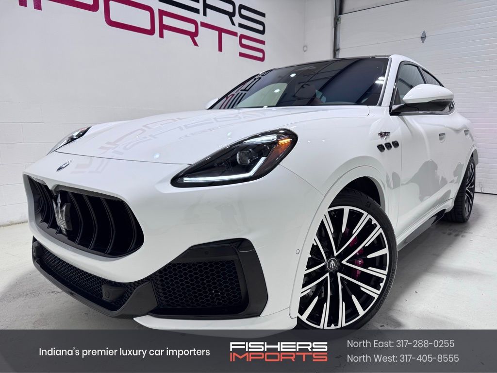 White 2024 Maserati Grecale SUV / Crossover All-Wheel Drive 8-Speed Automatic