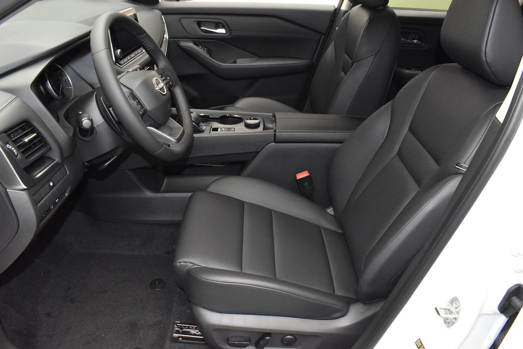 Thumbnail: 2026 Nissan Rogue - 11