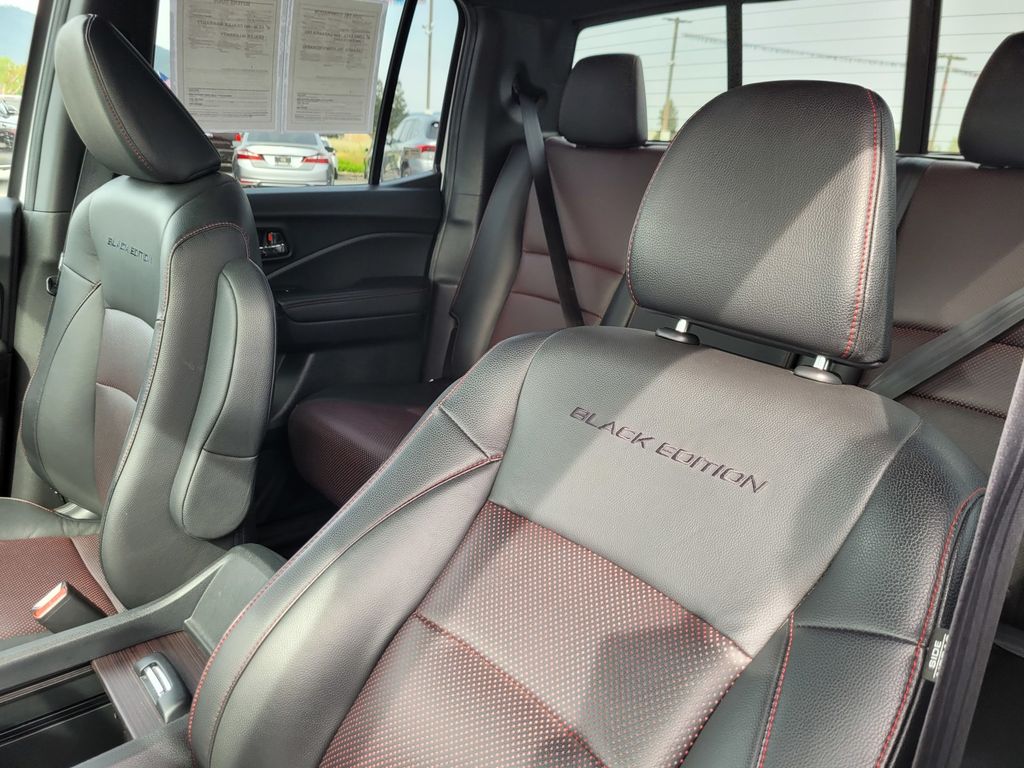 Used 2023  Honda Black Edition image 16