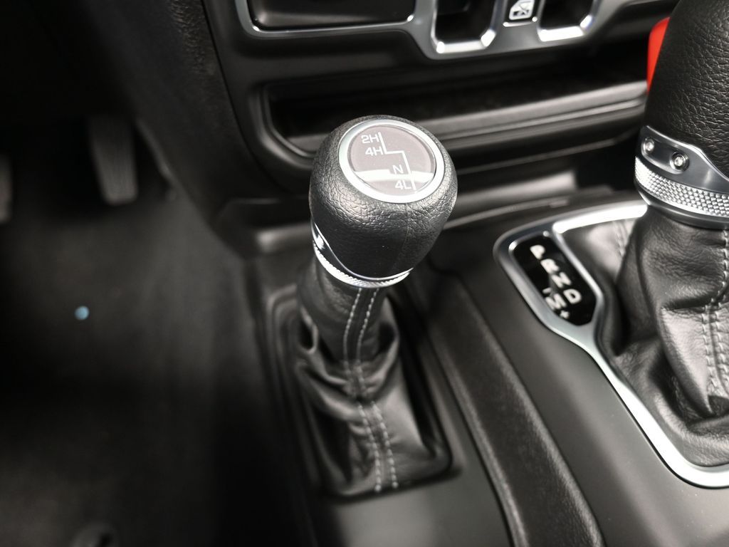 New 2026 Hydro Blue Pearlcoat Jeep Sport image 20