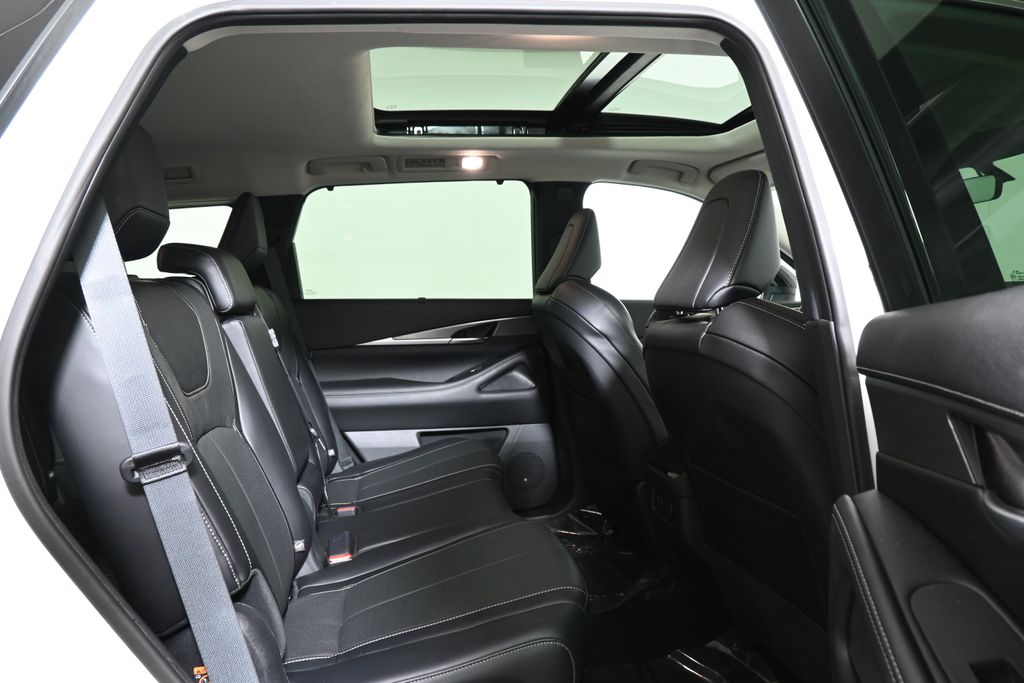 Thumbnail: 2023 INFINITI QX60 - 25