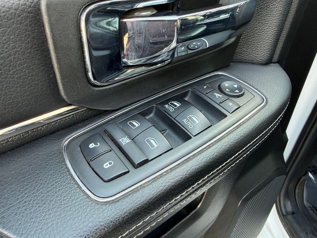 Used 2018 White Ram Laramie image 40