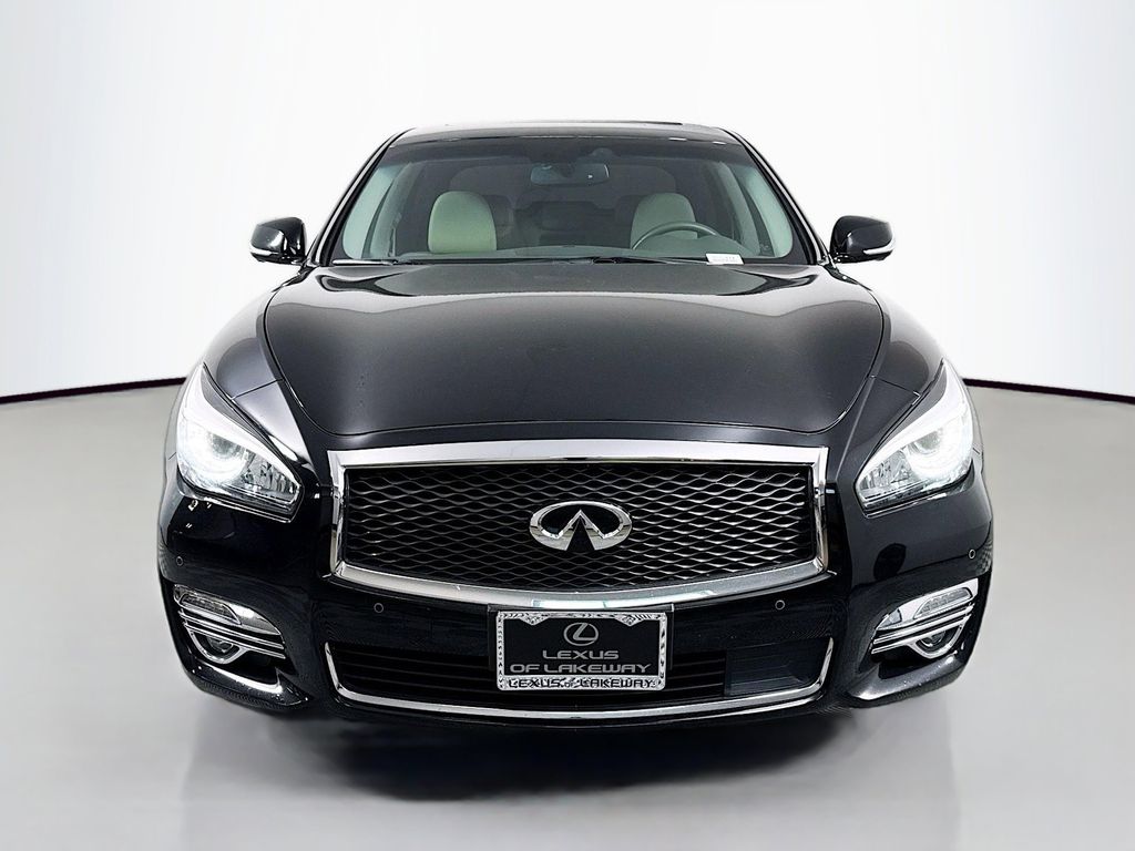Thumbnail: 2019 INFINITI Q70 - 2