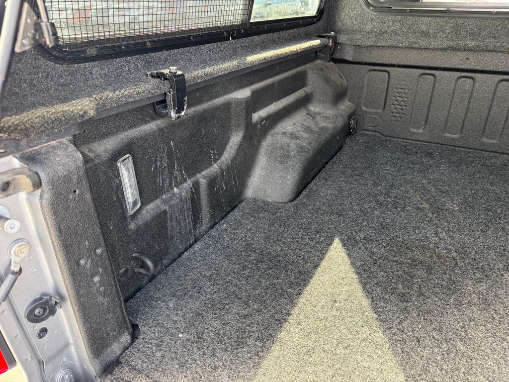 Certified Used 2020 Silver Jeep Overland image 28