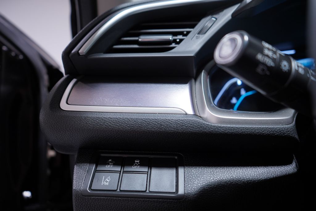 Thumbnail: 2017 Honda Civic - 18