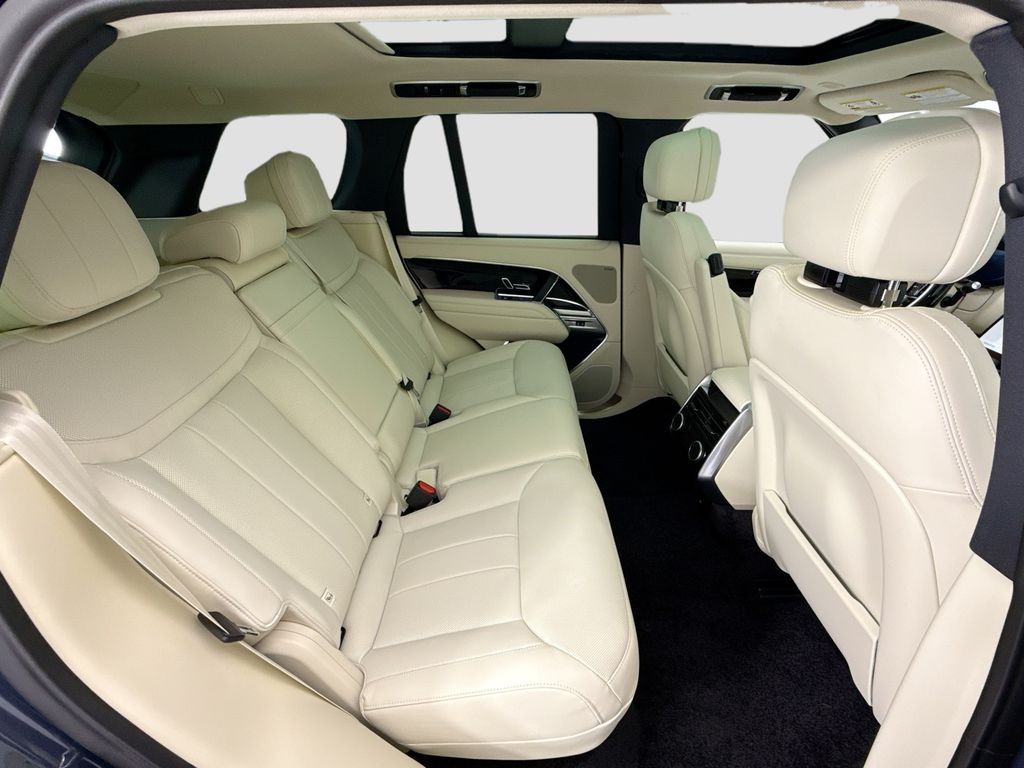 Thumbnail: 2026 Land Rover Range Rover - 20