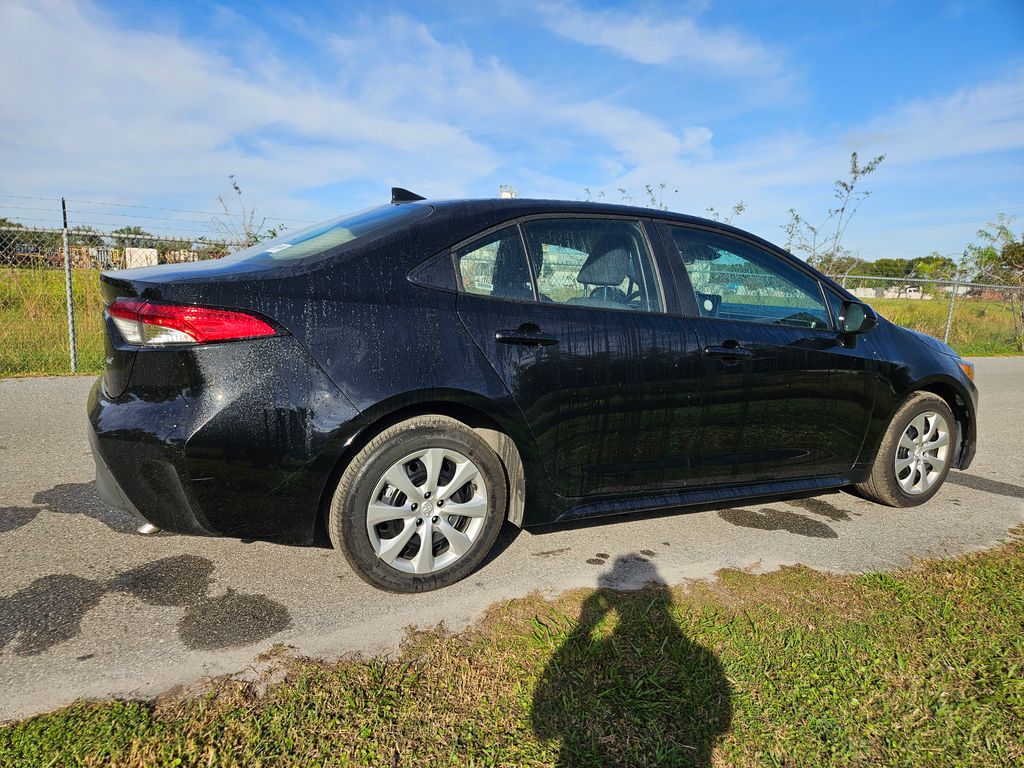 2024 Toyota Corolla LE 5