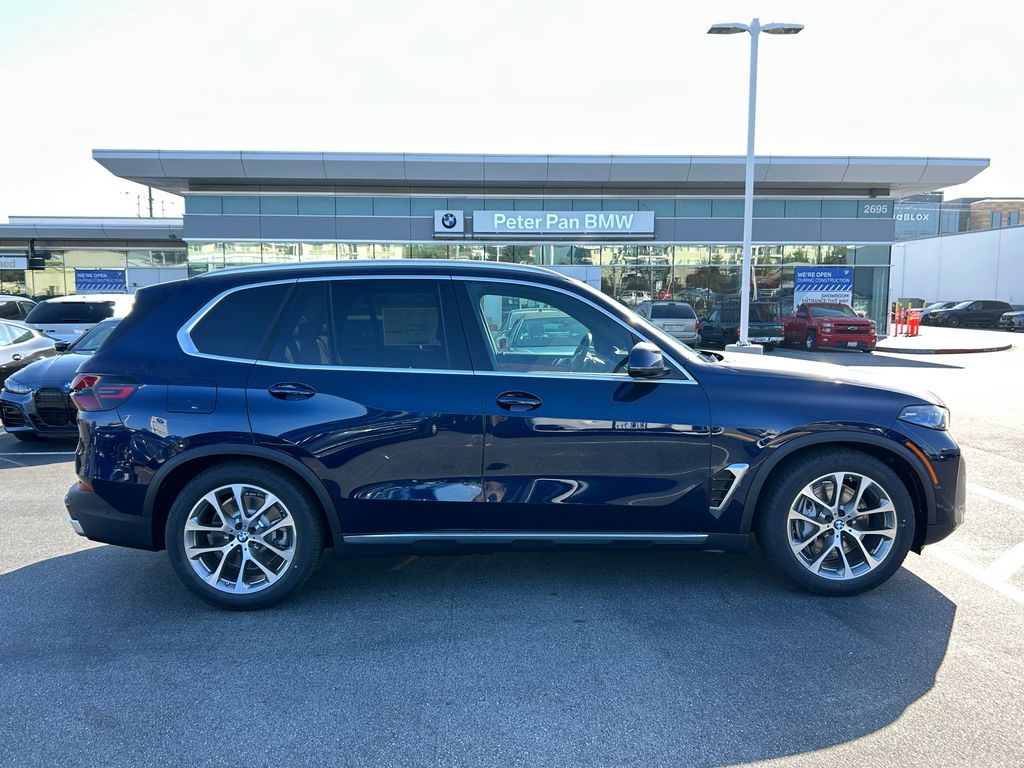 2026 BMW X5 xDrive50e 6