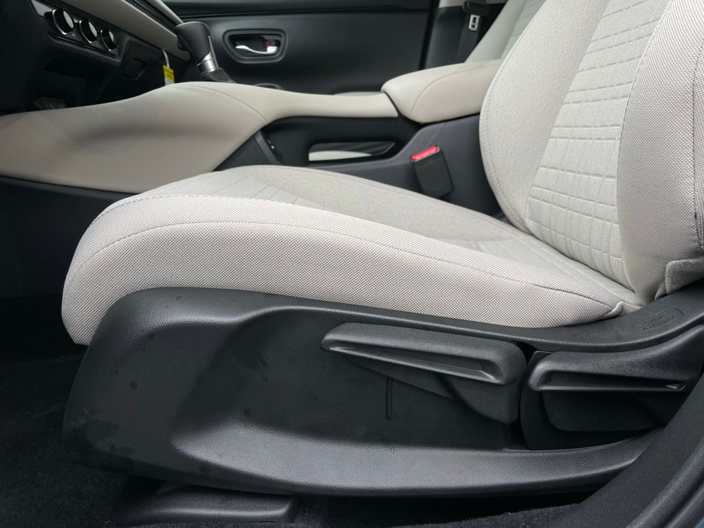 Thumbnail: 2026 Honda HR-V - 24