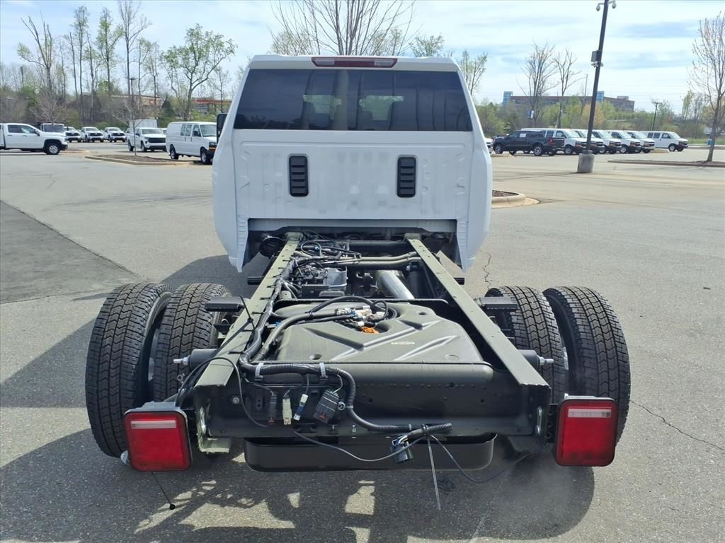 ChevroletSilverado 3500HD30