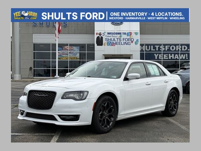 Bright White Clearcoat 2022 Chrysler 300 Sedan All-Wheel Drive 8-Speed Automatic
