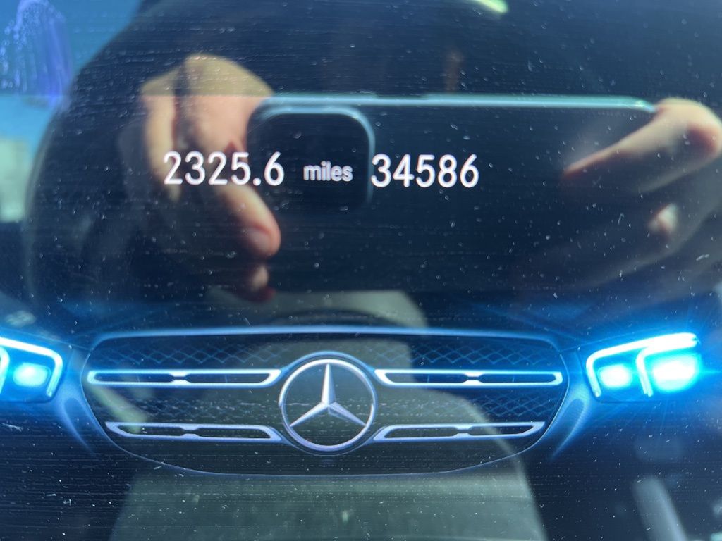 Thumbnail: 2023 Mercedes-Benz GLS - 3