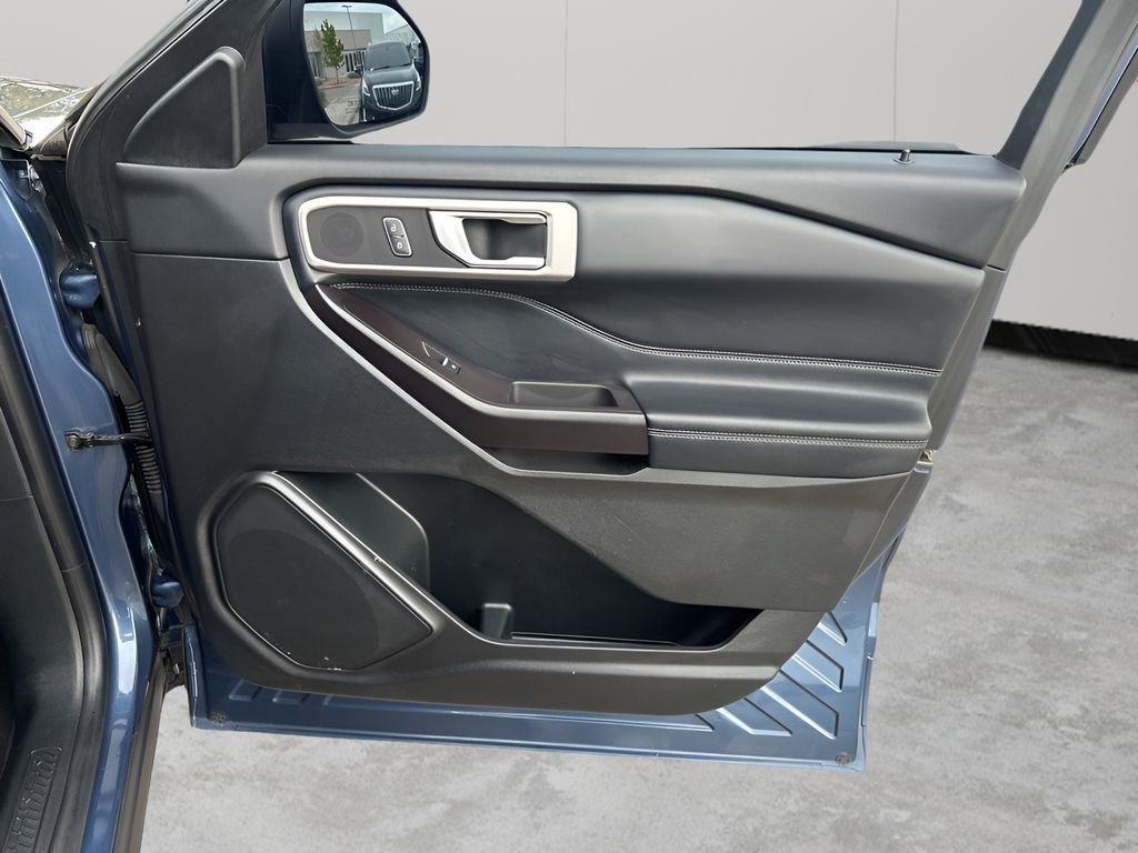 Used Car 2020 Ford Explorer  Xlt For Sale Under $25,000 In Austin, Texas