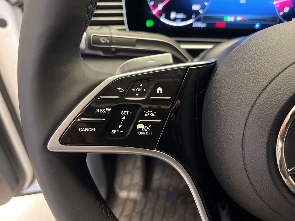 Thumbnail: 2026 Mercedes-Benz GLE - 15