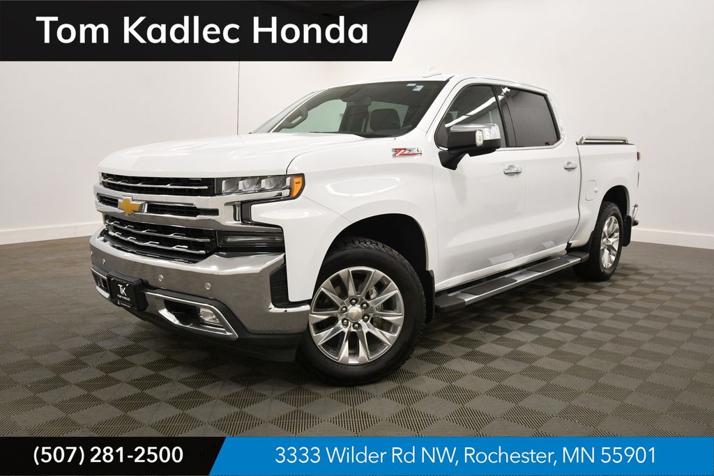 Summit White 2021 Chevrolet Silverado 1500 Pickup Truck Four-Wheel Drive 8-Speed Automatic