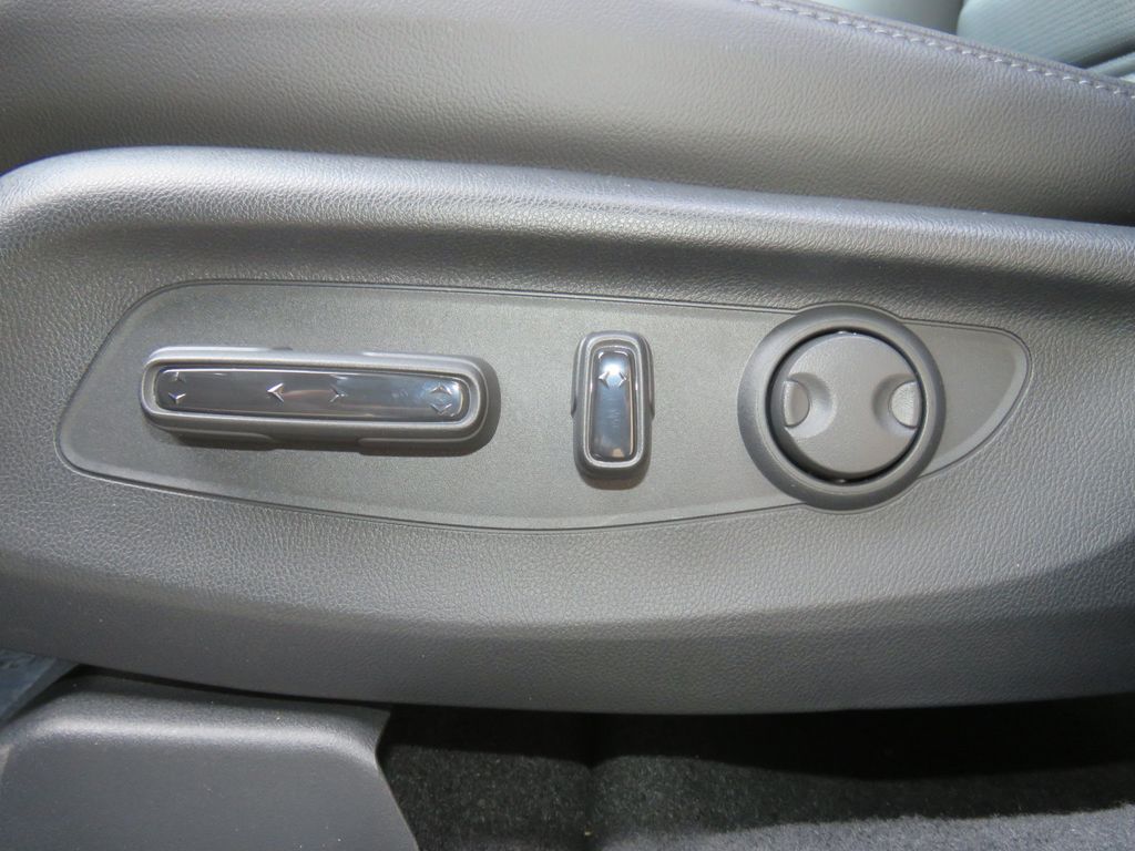 Thumbnail: 2026 Honda CR-V - 10