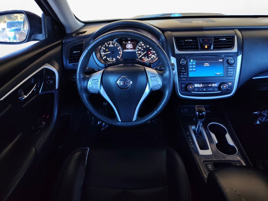 Used Car 2016 Nissan Altima  2.5 Sl For Sale Under $10,000 In Austin, Texas