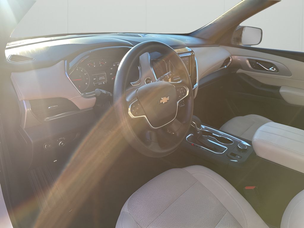 Used Car 2022 Chevrolet Traverse  Ls For Sale Under $25,000 In Austin, Texas