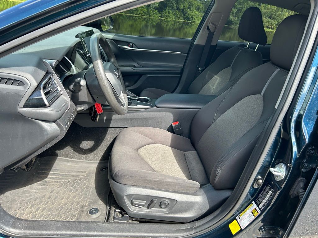 Thumbnail: 2021 Toyota Camry - 14