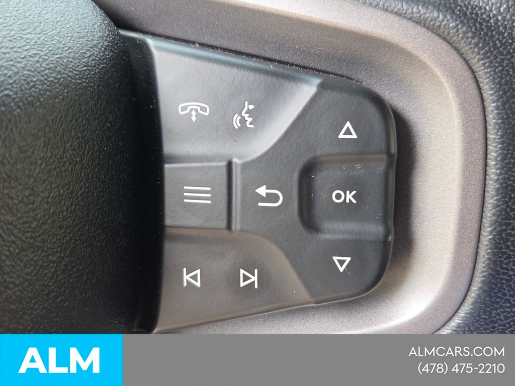 Used 2023 Black Ford Wildtrak image 25