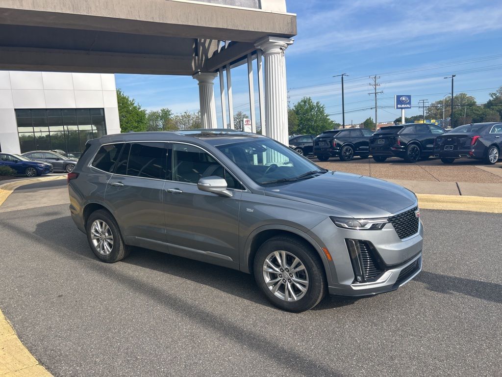 Argent Silver Metallic 2024 Cadillac XT6 Luxury AWD SUV / Crossover Four-Wheel Drive 9-Speed Automatic