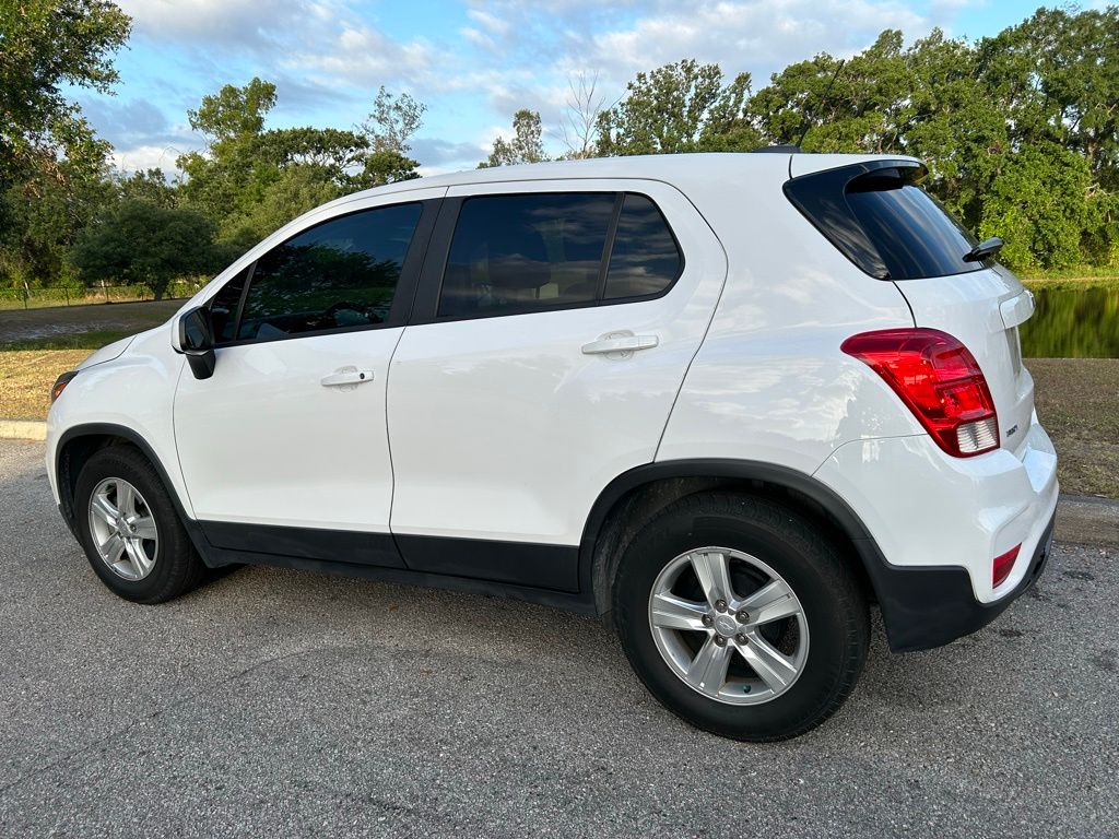 2020 Chevrolet Trax LS 3