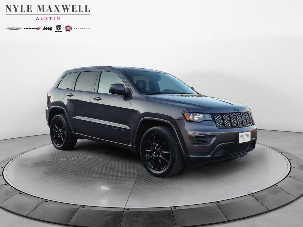 Used Car 2018 Jeep Grand Cherokee  Altitude For Sale Under $20,000 In Austin, Texas