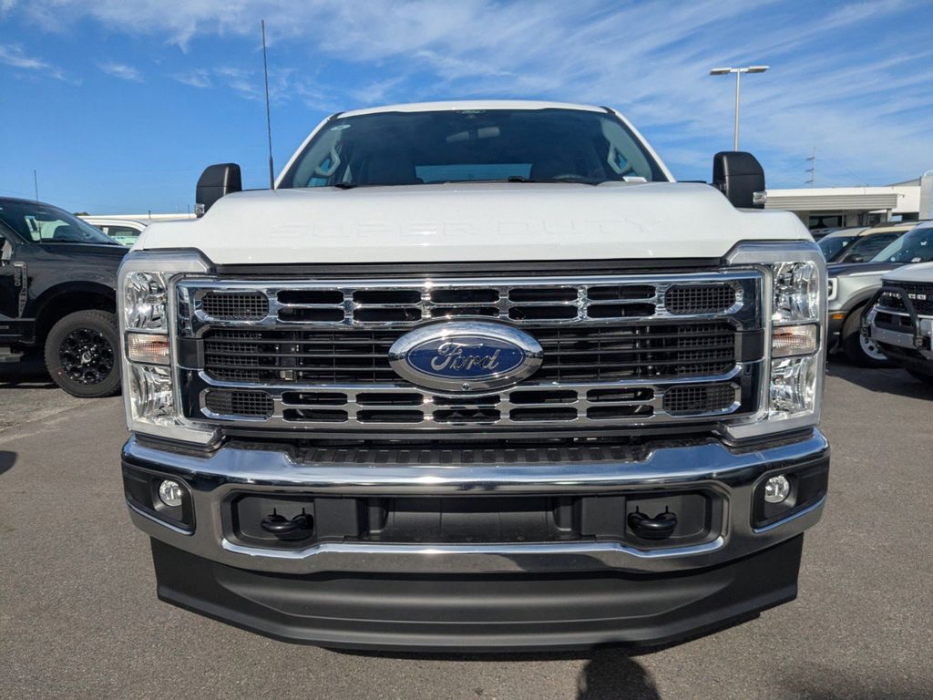 2026 Ford F-350 XLT