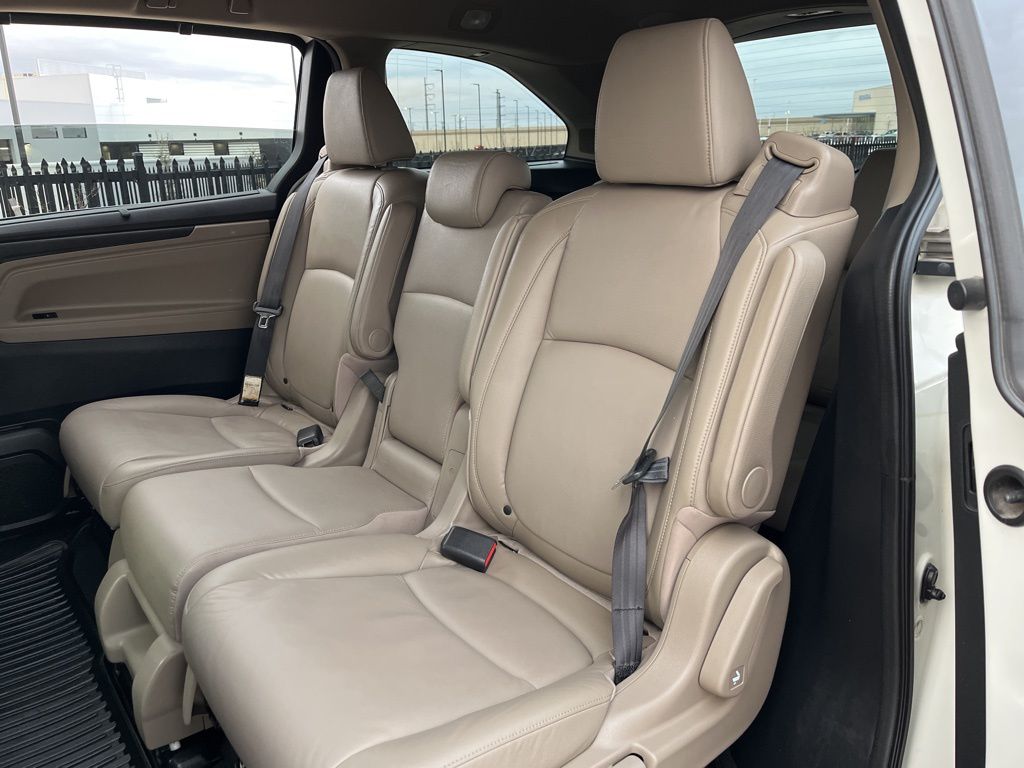 Thumbnail: 2018 Honda Odyssey - 27