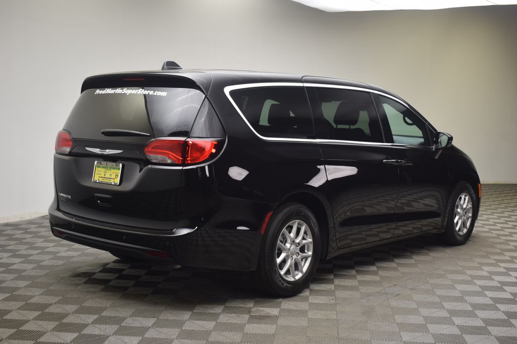 new 2026 Chrysler Voyager car, priced at $37,996