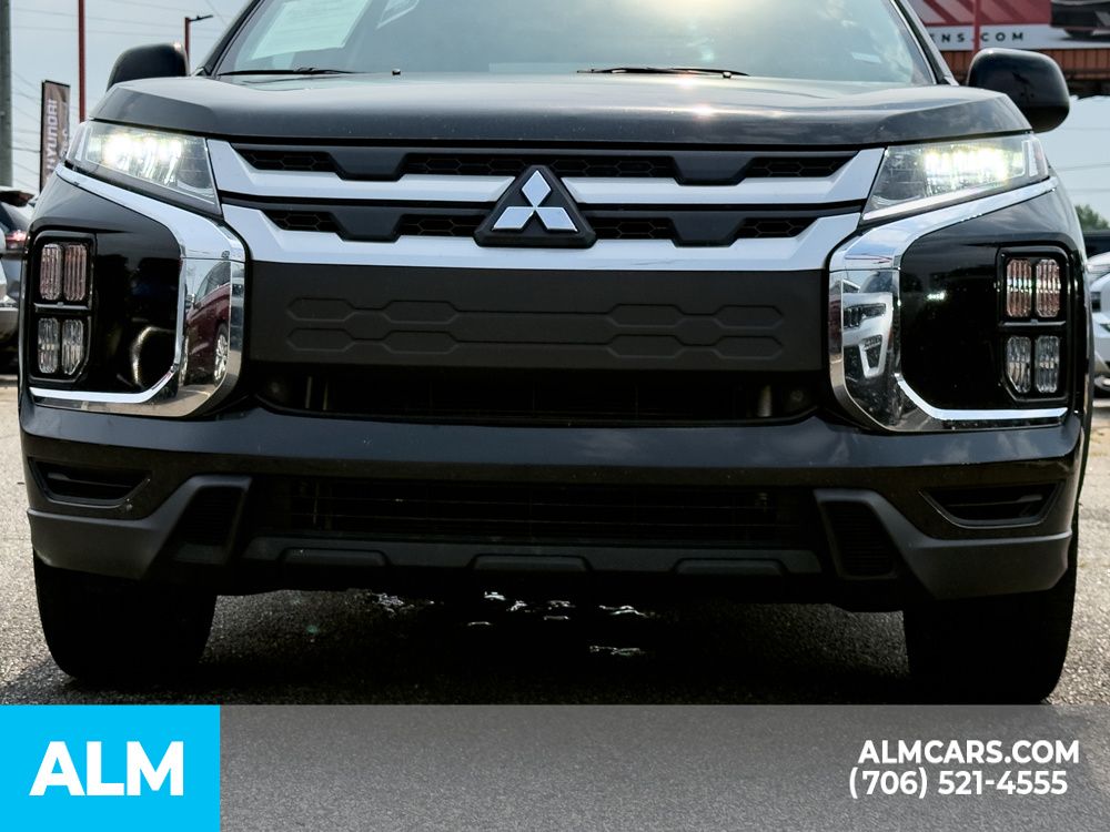 Used 2024 Black Mitsubishi 2.0 ES image 6