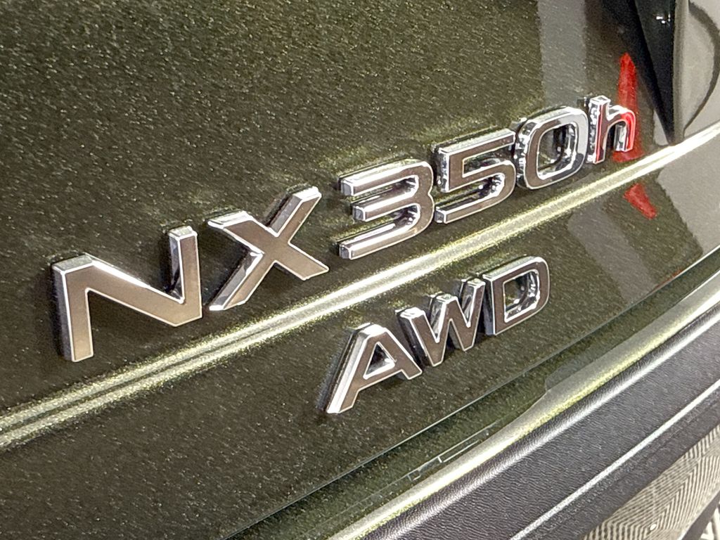 2025 Lexus NX Hybrid 350h Luxury 22