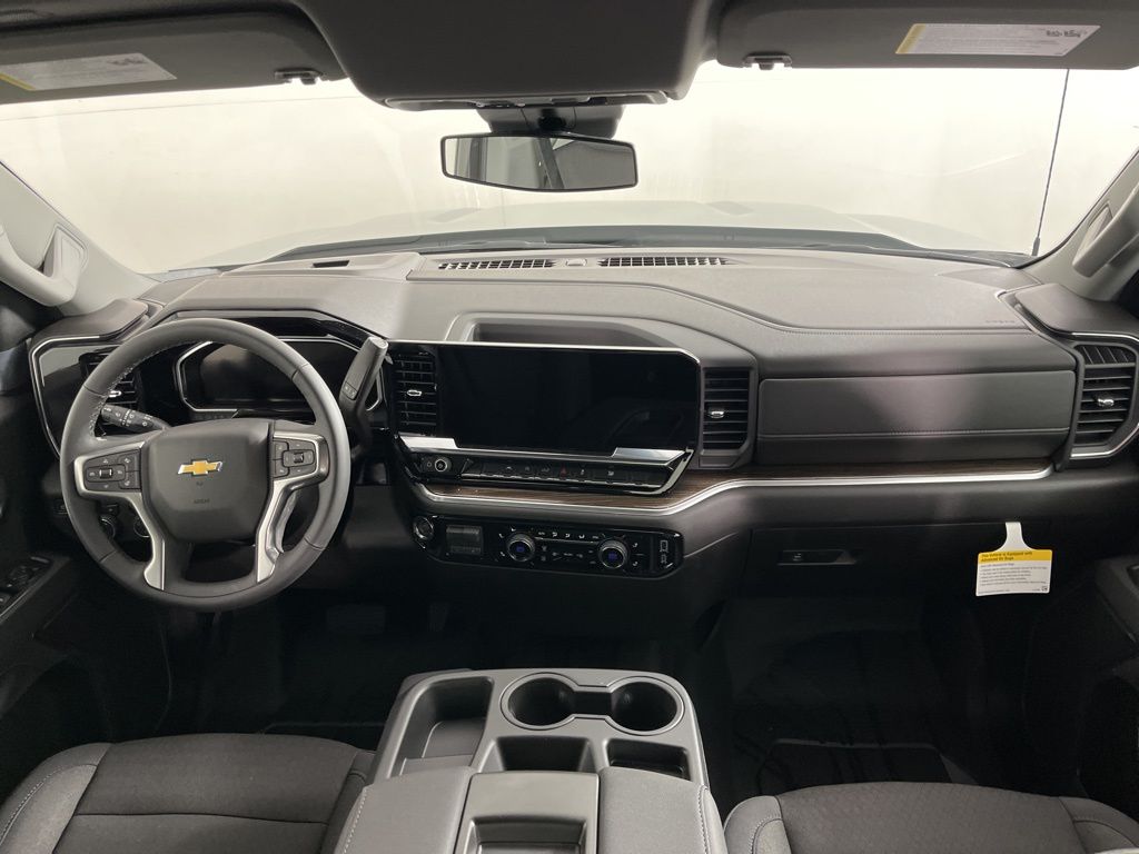 Thumbnail: 2026 Chevrolet Silverado 1500 - 15