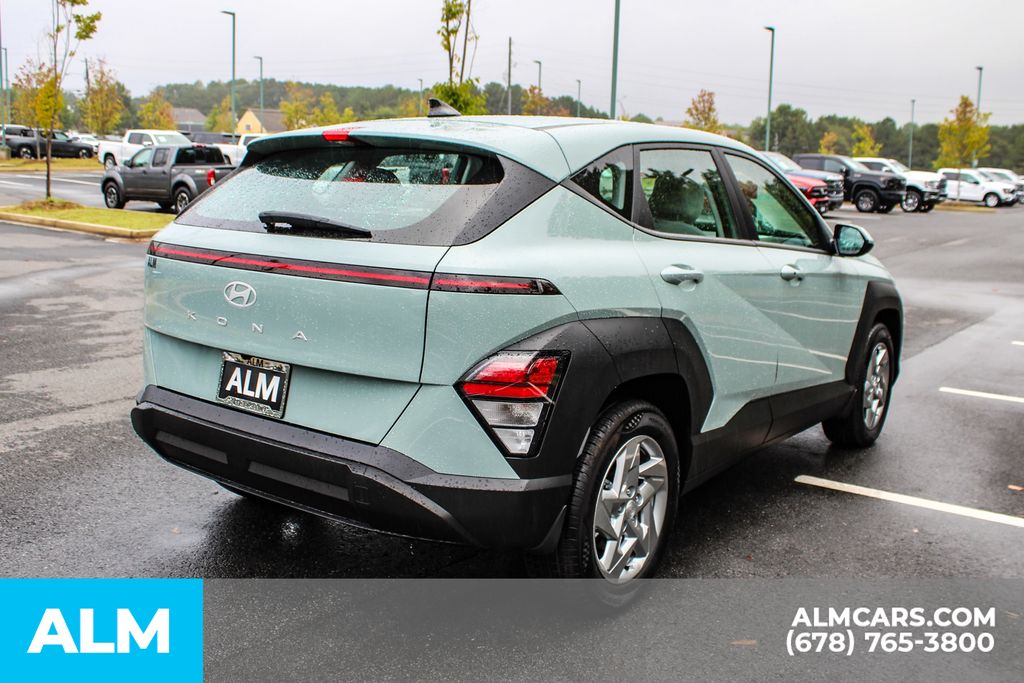 2024 Hyundai Kona SE photo 5