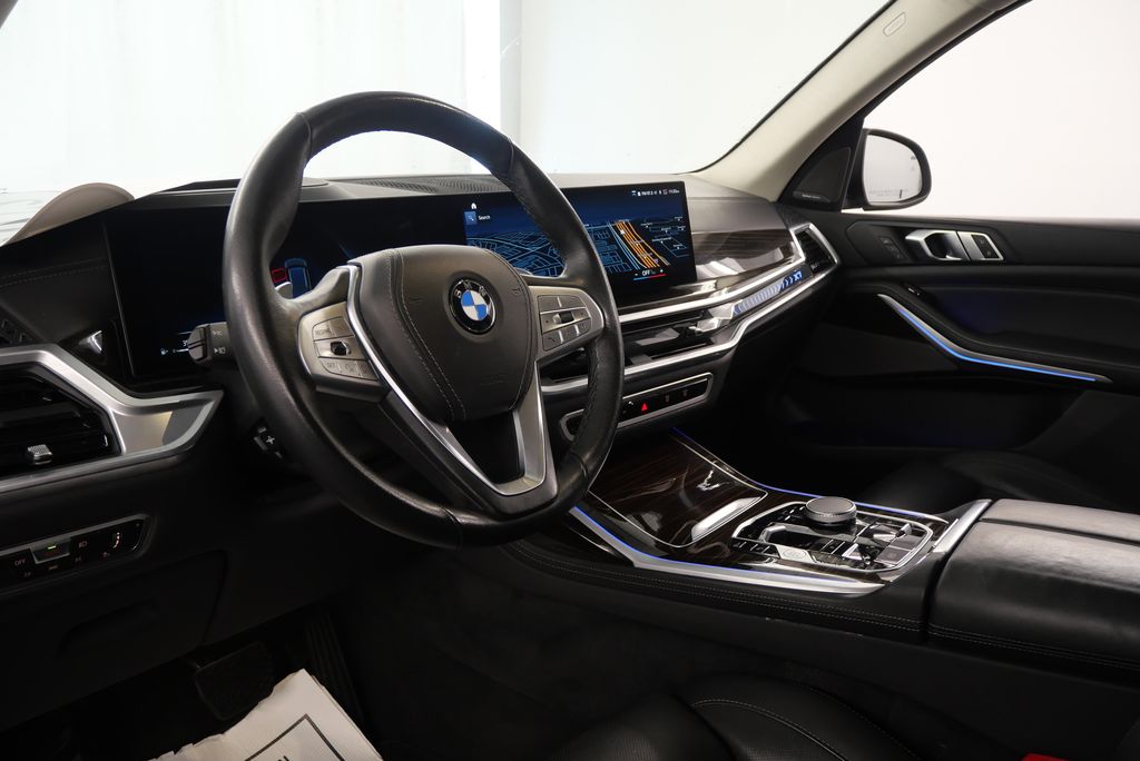 2023 BMW X7 xDrive40i 14