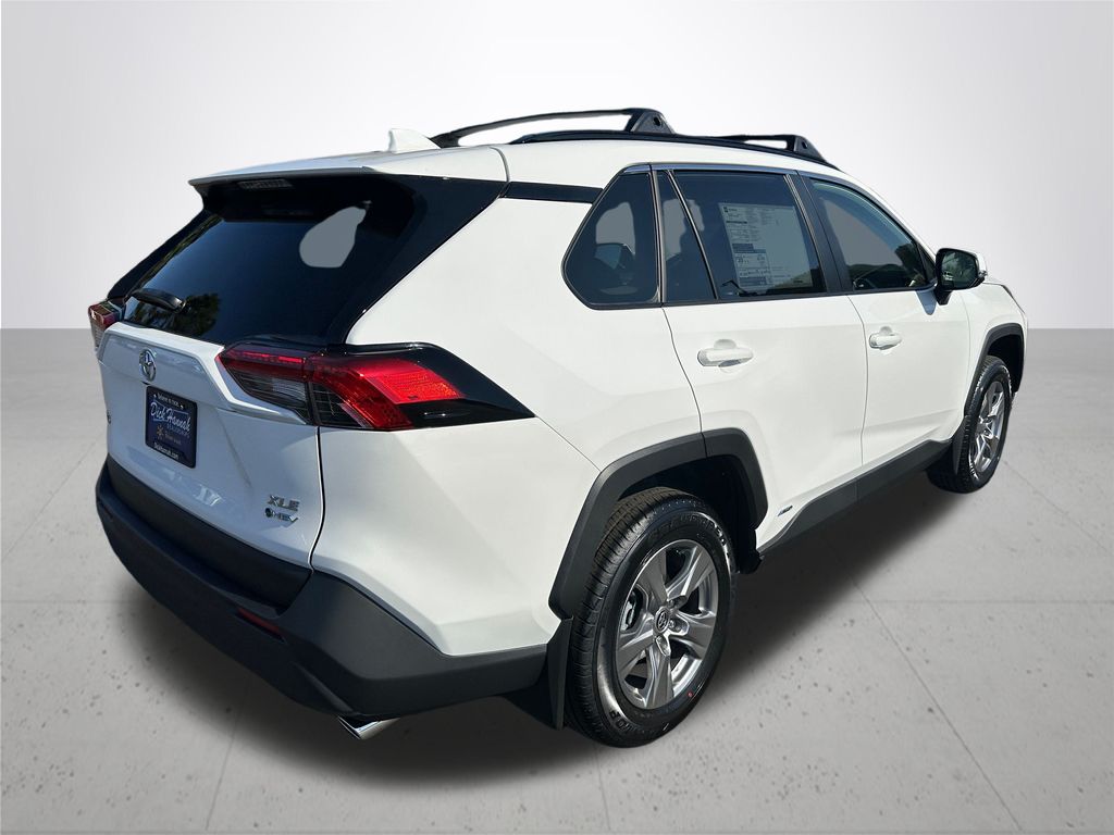 2025 Toyota RAV4 Hybrid XLE