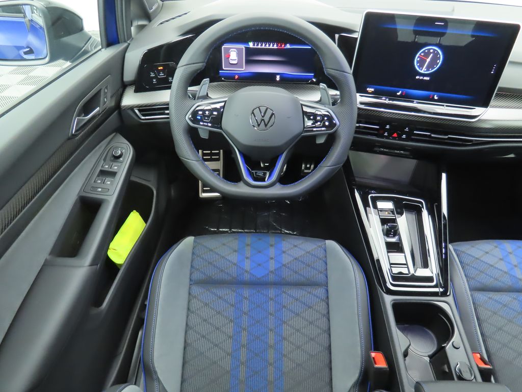 Thumbnail: 2025 Volkswagen Golf - 10