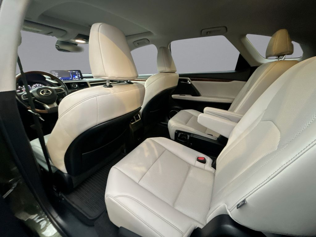 Thumbnail: 2022 Lexus RX - 32