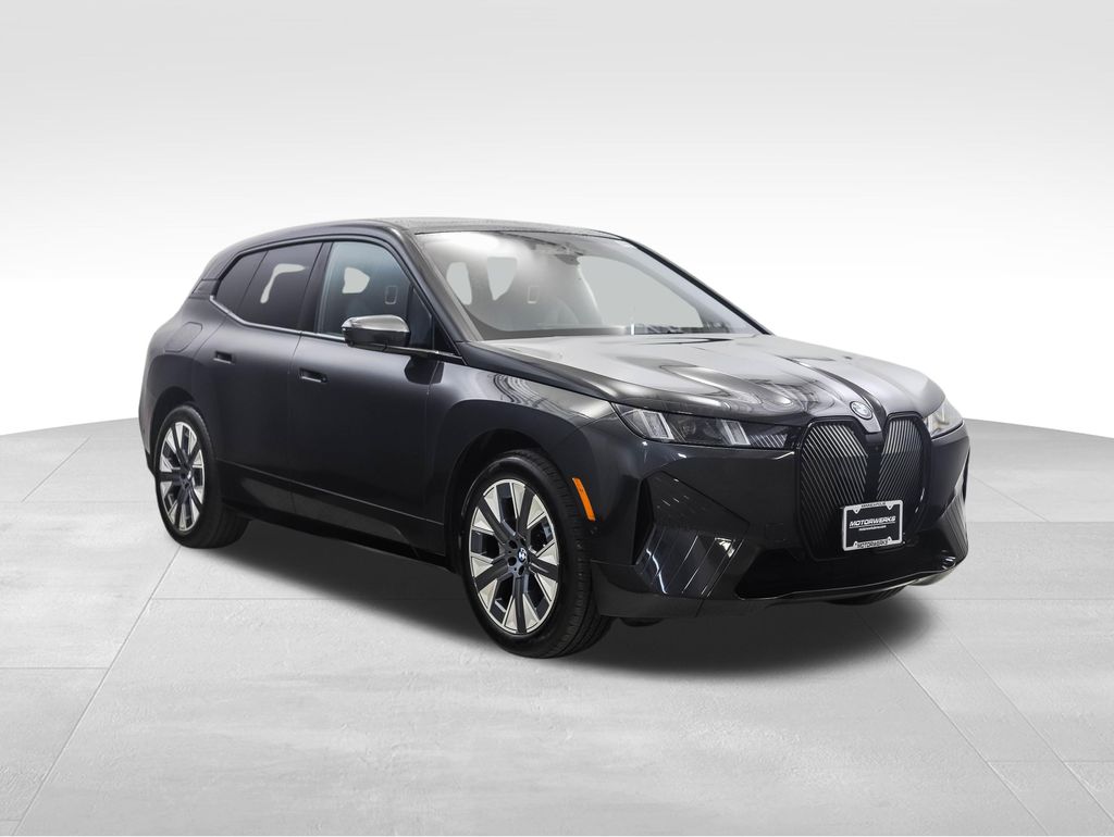 Thumbnail: 2026 BMW iX - 7