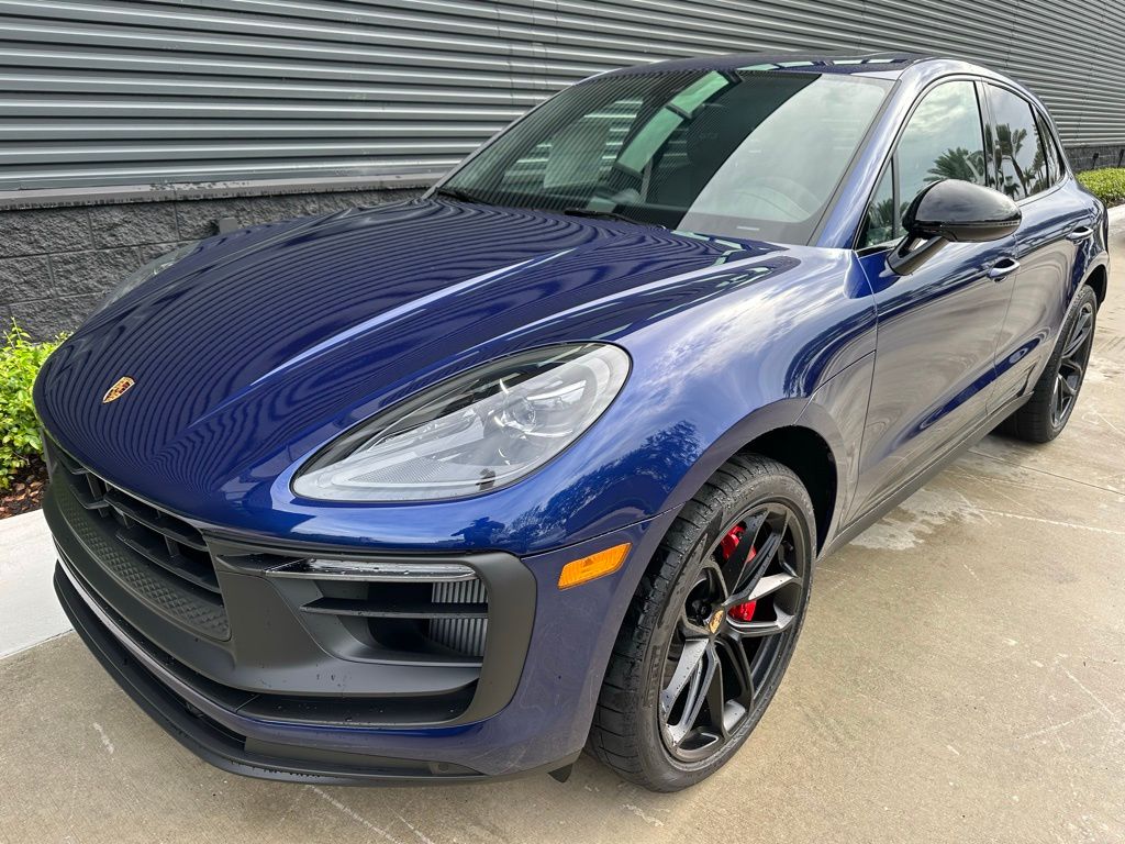 Thumbnail: 2025 Porsche Macan - 6
