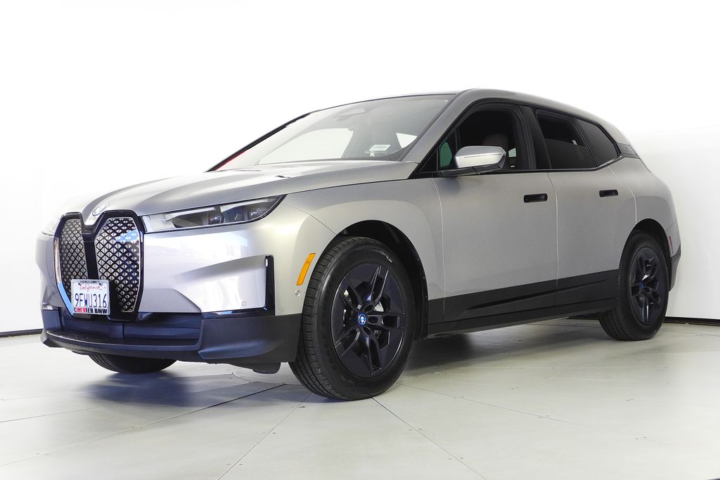 Thumbnail: 2023 BMW iX - 2